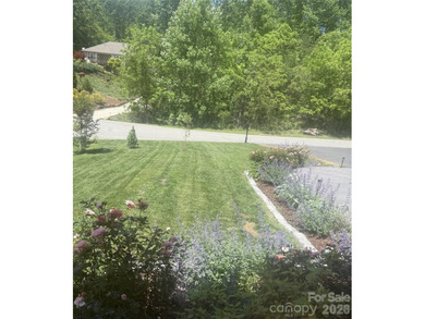 Nestled in the serene, gated community of Fox Lair Crossings and - photo 32
