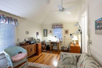 *AS IS*,Cash only-Short sale.Needs work.Enchanting 100+ year old - photo 36