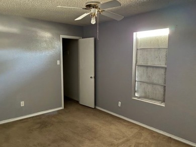HUD owned property. Case #495-704555. HUD properties are sold - photo 6