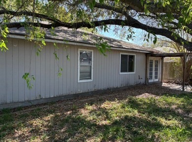 HUD owned property. Case #495-704555. HUD properties are sold - photo 9