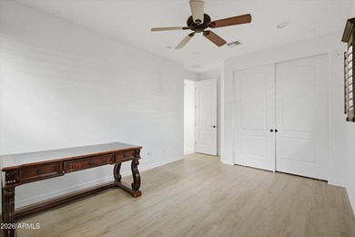 Luxury living awaits in Gilbert's premier gated golf community - photo 22
