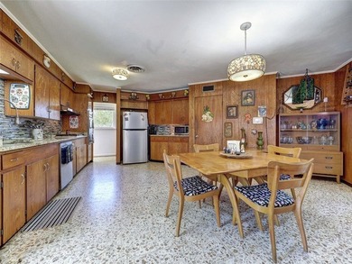 Charming mid-century modern ranch-style home in the desirable - photo 4