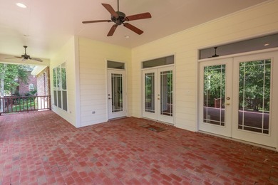 Stunning, triple split 4BD, 3BA, 2,769 sf, one-story brick home - photo 24