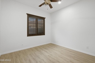 Luxury living awaits in Gilbert's premier gated golf community - photo 25