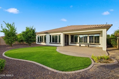 Luxury living awaits in Gilbert's premier gated golf community - photo 29