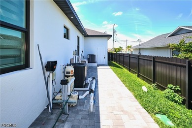 NEW CONSTRUCTION home!!! 4 bedrooms, 3 bathrooms, a spacious - photo 47