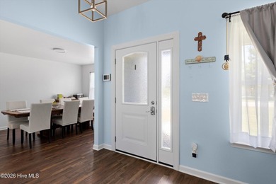 Located in the highly desirable Eagle Creek Golf community, this - photo 3