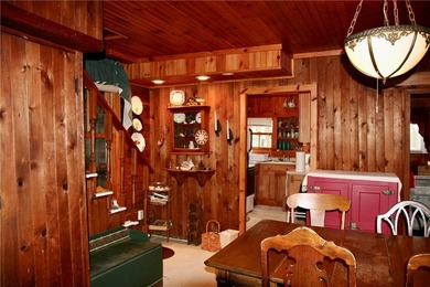 Welcome to *Island Treasure*, a charming historic cottage - photo 11