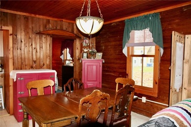 Welcome to *Island Treasure*, a charming historic cottage - photo 13
