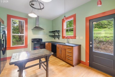 Step back in time with this beautifully renovated and maintained - photo 13