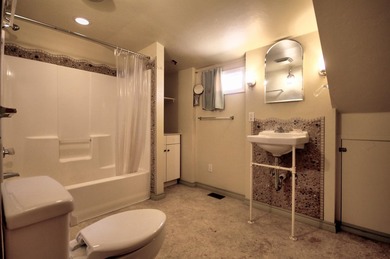 Looking for a property where you can live and work in the Texas - photo 15