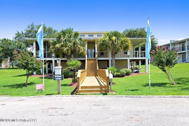 Maintenance free coastal living at its finest! This is a one - photo 15