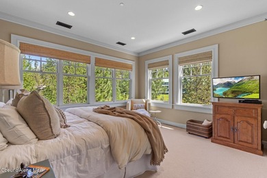 Spectacular Waterfront Condo with 4 beds and 5.5 baths. Highly - photo 19