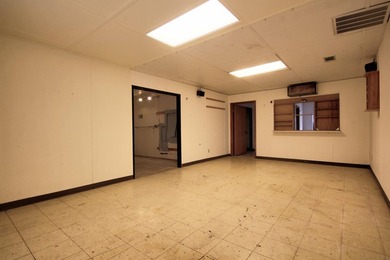 Looking for a property where you can live and work in the Texas - photo 21