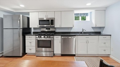 Welcome to 45 Margaret Road, a beautifully maintained move-in - photo 23