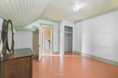 Step back in time with this beautifully renovated and maintained - photo 26