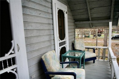 Welcome to *Island Treasure*, a charming historic cottage - photo 28