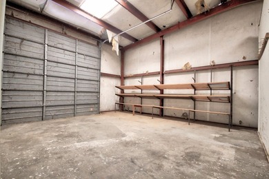 Looking for a property where you can live and work in the Texas - photo 30