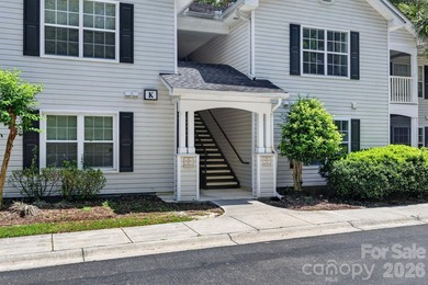 Beautifully updated 2-bedroom, 2-bath first-floor condo in the - photo 4