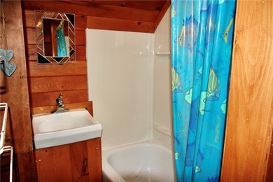 Welcome to *Island Treasure*, a charming historic cottage - photo 36