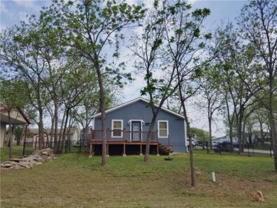 Darling Cottage across from the Lake! - photo 24