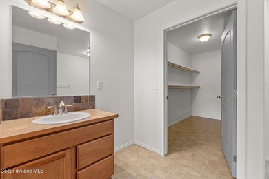 One-owner and thoughtfully designed for easy single-level living - photo 14