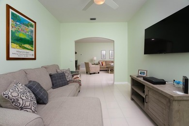 A gorgeous, well-maintained home nestled in the Isle of San - photo 15