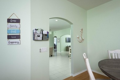 A gorgeous, well-maintained home nestled in the Isle of San - photo 17