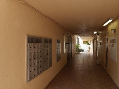 Beautiful, private unit offers peaceful views and a relaxed - photo 25