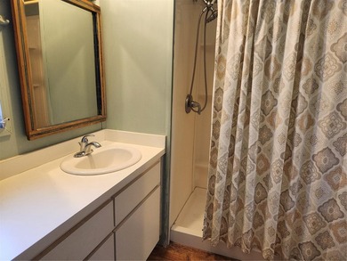 Welcome to this charming 3-bedroom, 2-bathroom mobile home. This - photo 26
