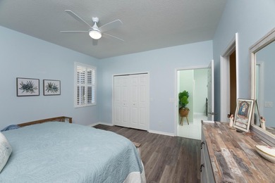 A gorgeous, well-maintained home nestled in the Isle of San - photo 26