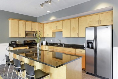 This beautifully updated end-unit condo is filled with natural - photo 29