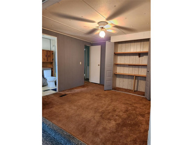 Welcome to this charming 3-bedroom, 2-bathroom mobile home. This - photo 30