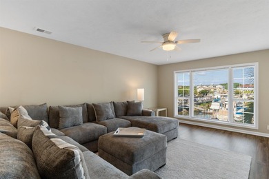 Wake up to beautiful marina views from this partially furnished - photo 11
