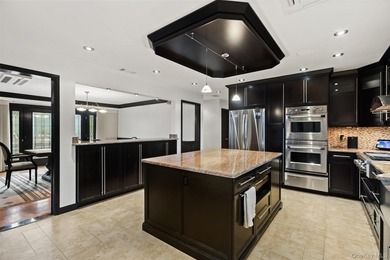 Tucked away at the end of a peaceful cul-de-sac, 6 Lilac Place - photo 12
