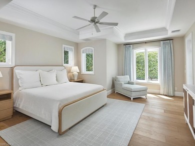 Four blocks to the beach in the heart of Olde Naples, this fully - photo 13