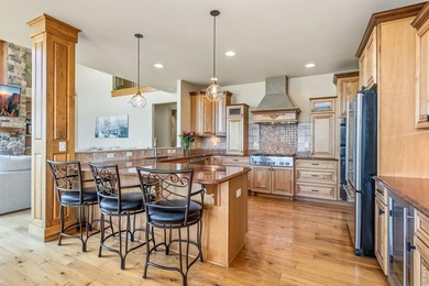Experience luxury living in this stunning 5-bedroom, 5-bath home - photo 15