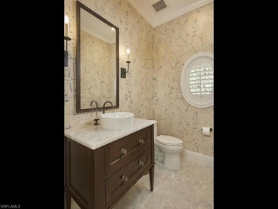 Four blocks to the beach in the heart of Olde Naples, this fully - photo 18