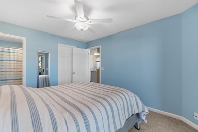Wake up to beautiful marina views from this partially furnished - photo 20