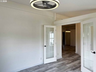 Welcome to this beautiful 3-bedroom, 2-bathroom home located in - photo 21