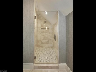 Four blocks to the beach in the heart of Olde Naples, this fully - photo 27