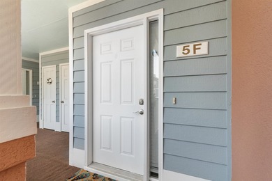 Wake up to beautiful marina views from this partially furnished - photo 28