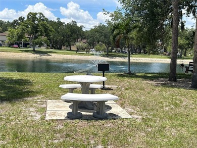 Lovely OAKS IV condominiums. Centrally Located CLOSE to - photo 33