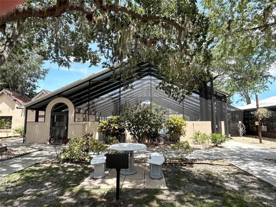 Lovely OAKS IV condominiums. Centrally Located CLOSE to - photo 35