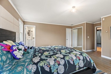 Tucked away at the end of a peaceful cul-de-sac, 6 Lilac Place - photo 35