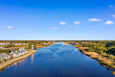 Wake up to beautiful marina views from this partially furnished - photo 36