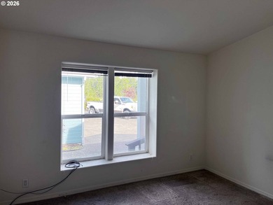 Welcome to this beautiful 3-bedroom, 2-bathroom home located in - photo 39