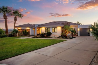Resort-style living above the Southgate Golf Course. This fully - photo 2