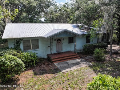 Lake Geneva Home Sale Pending in Keystone Heights Florida