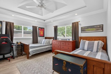 Clean, elegant, and meticulously maintained with a NEW ROOF - photo 14
